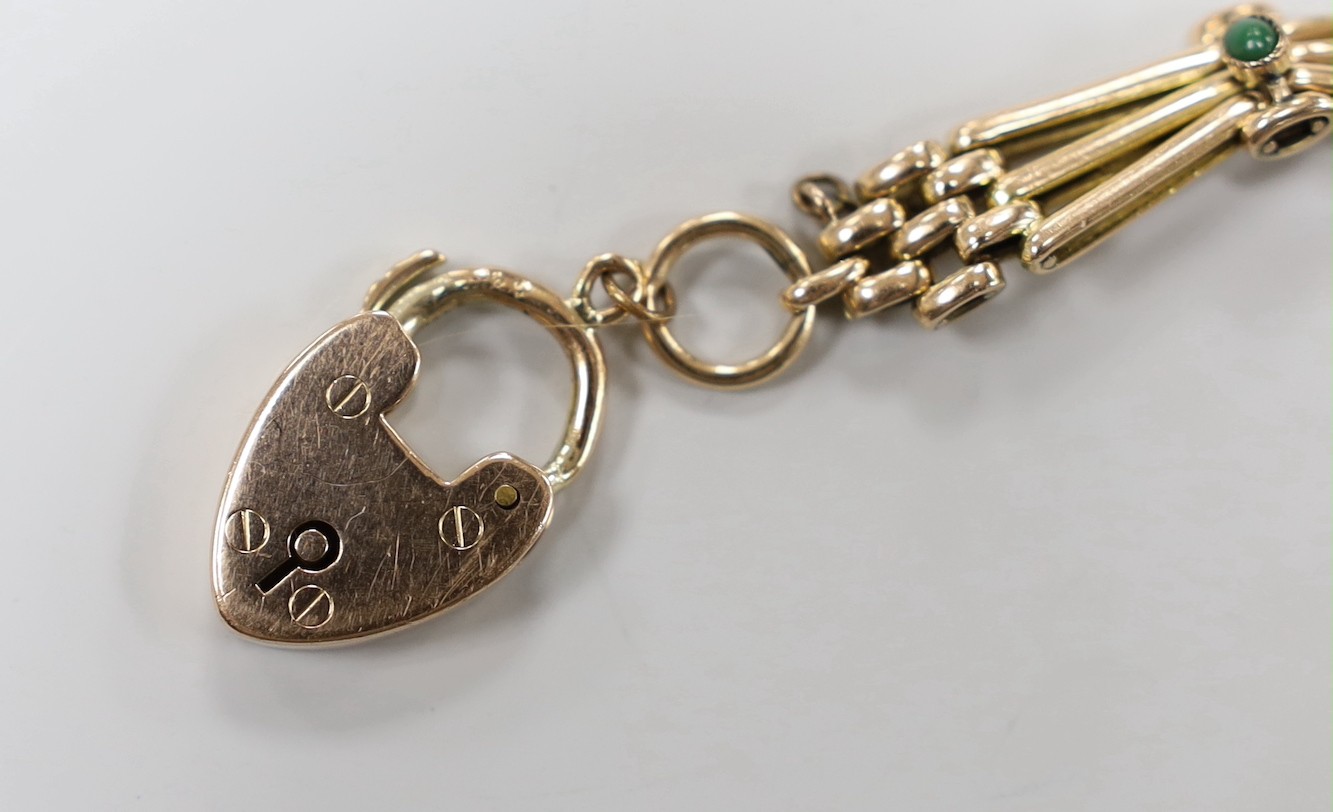 An Edwardian 9ct and four stone shaped gate link bracelet, with heart shaped clasp, approx. 16.5cm